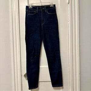 Gap Universal Sky High Jean